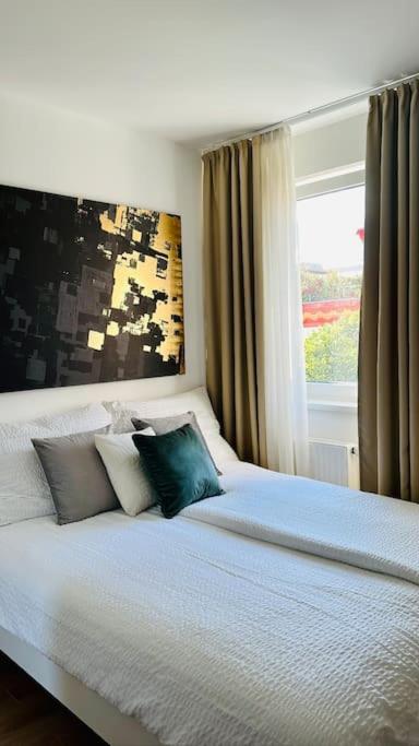 Park West Terrace With Private Parking Appartement Budapest